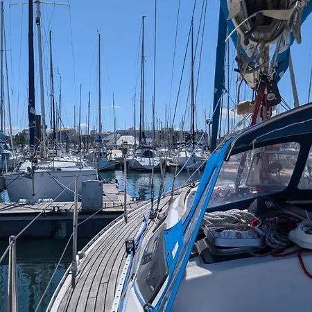 Nuit Sur Un Bateau * La Rochelle (Charente-Maritime)
